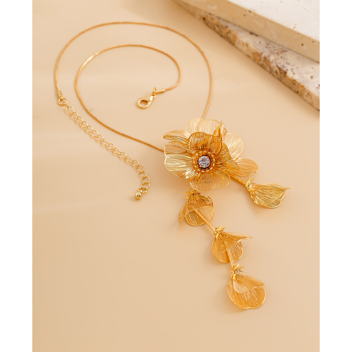 Floral Pattern Plated Brass Necklace for Women