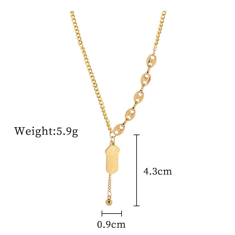 Collana con Pendente Minimalista a Naso di Maiale in Acciaio al Titanio per Donna e Uomo con Design Geometrico e Catena Placcata Oro