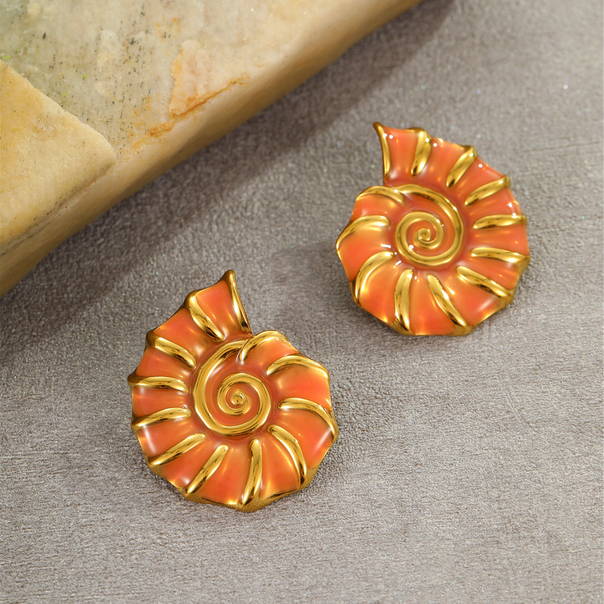 Pendientes de Acero Inoxidable con Forma de Concha Marina, Inspirados en el Océano, con Baño de Oro de 18K para Mujer