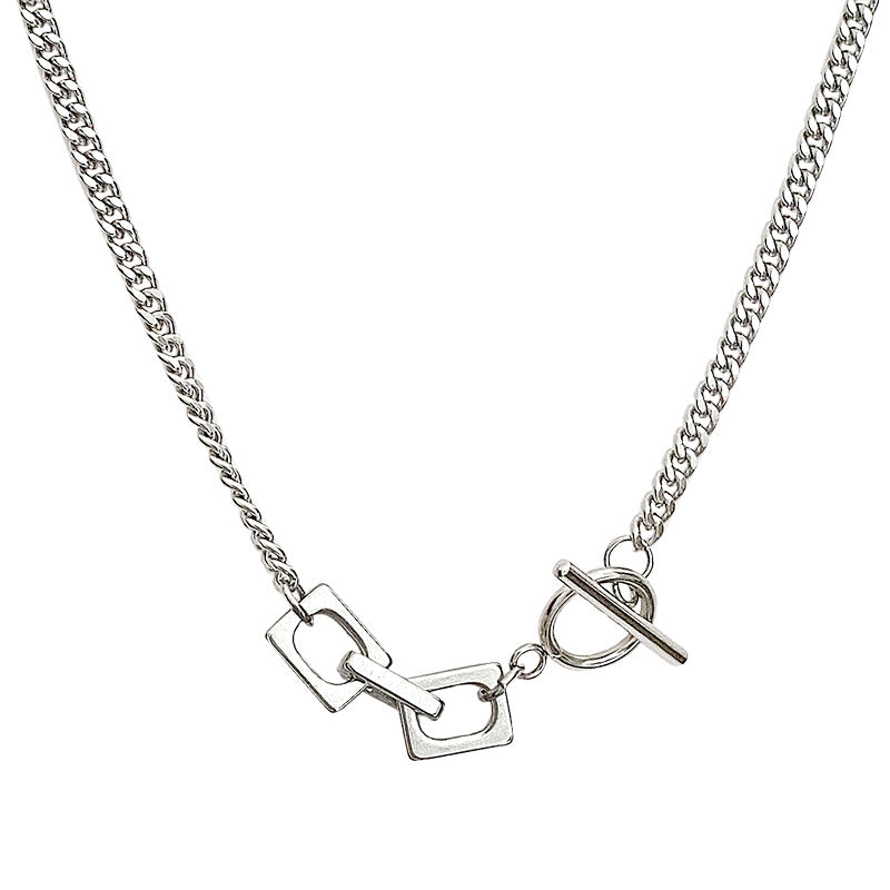 Collana minimalista geometrica in acciaio al titanio per uomo e donna con finitura lucida, catena clavicola regolabile per felpe con cappuccio