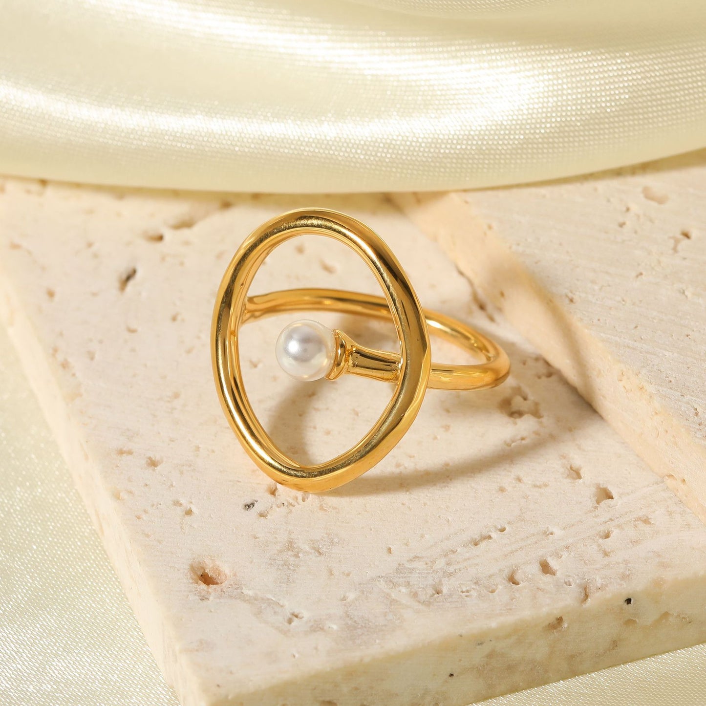 Anello da donna con perle, motivo geometrico, ispirazione vintage, in acciaio inossidabile placcato oro 18 carati