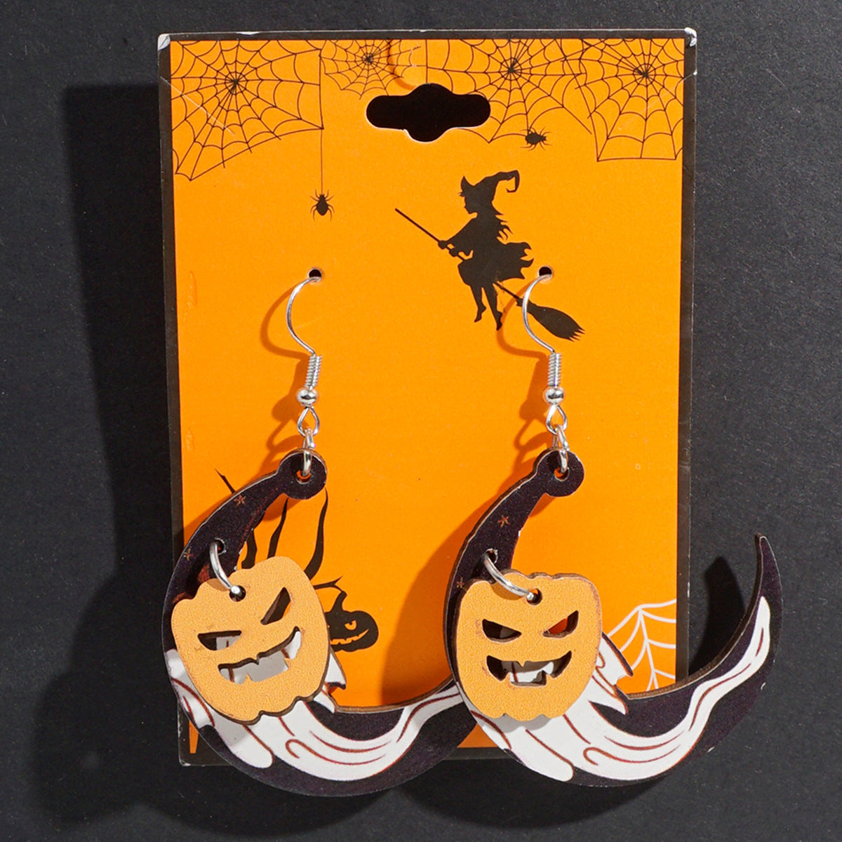 Pendientes de madera con temática de Halloween con fantasma de dibujos animados, calabaza y colgante de calavera para decoración de fiestas