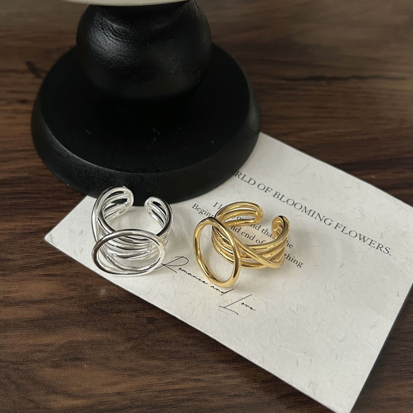 Anello Geometrico Rotondo Minimalista in Argento Sterling 925 per Donna