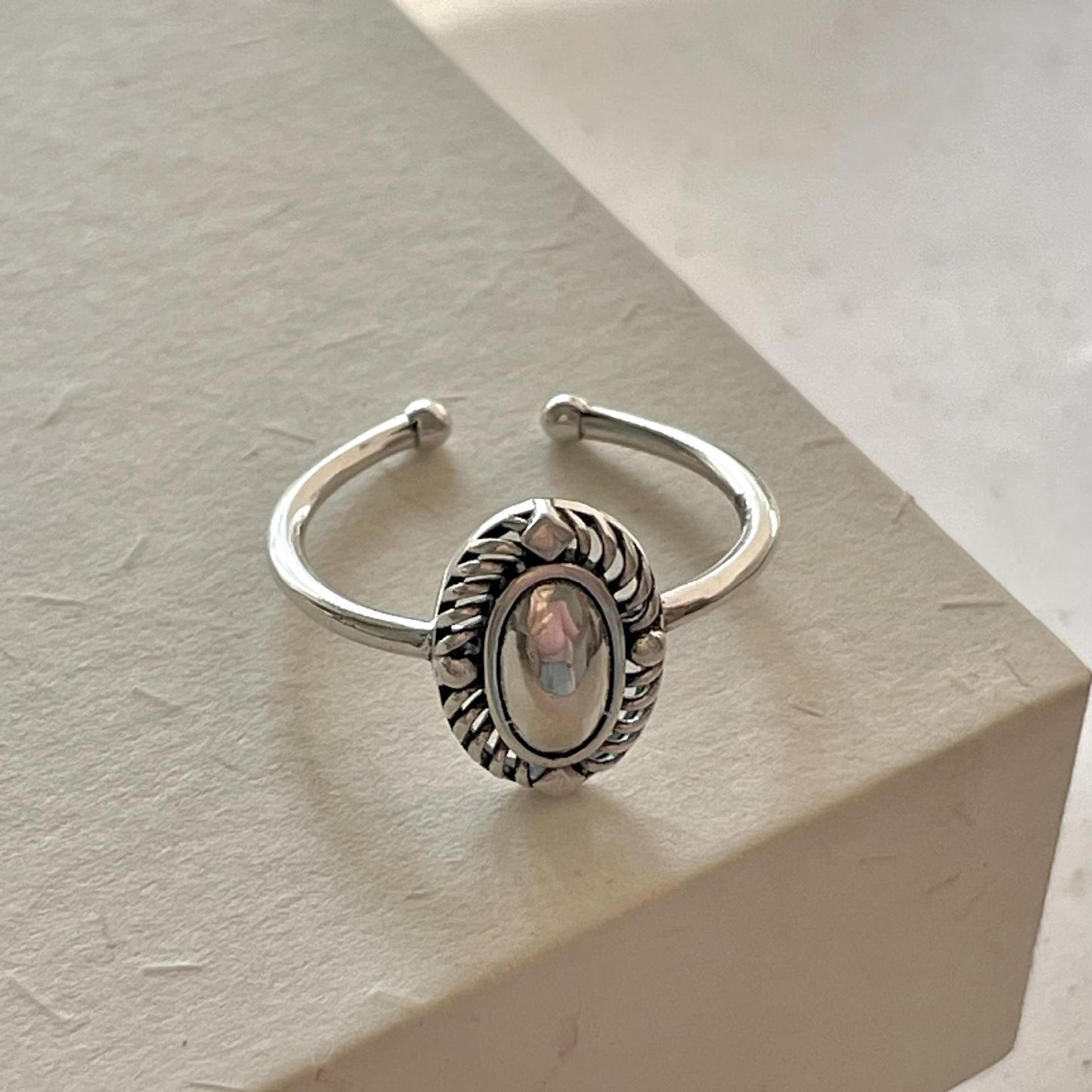 Anillo geométrico ovalado de plata de ley 925 dulce vintage para mujer