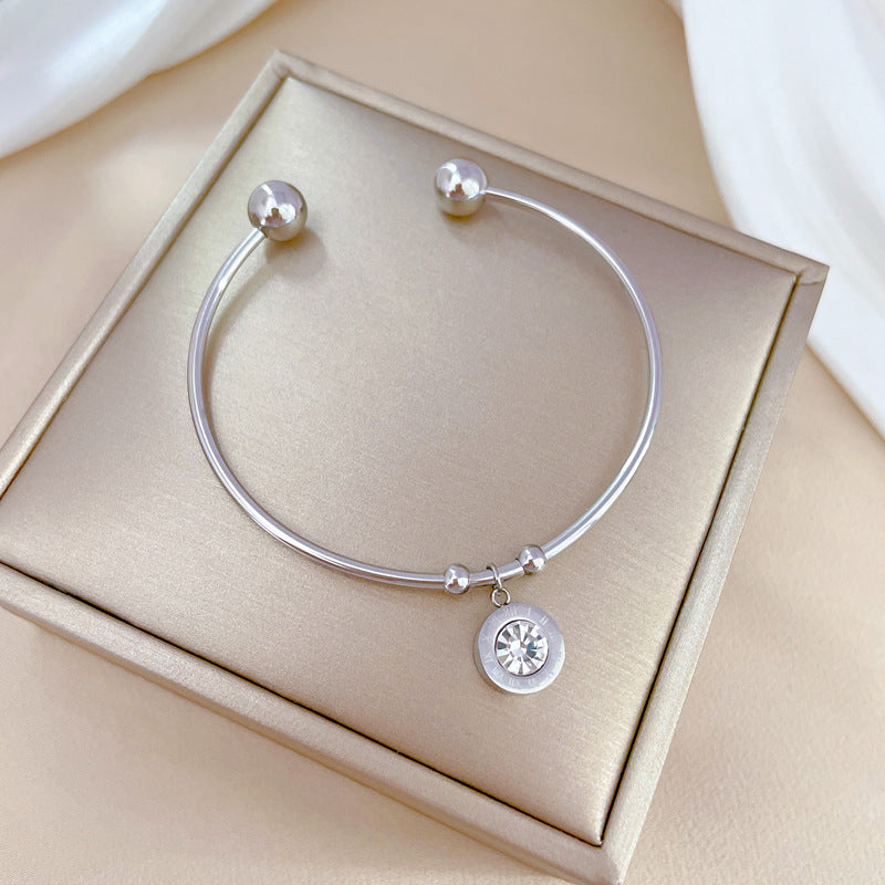 Minimalist Luxury Bohemian Titanium Steel Bracelet with Mother-of-Pearl Smile Charm