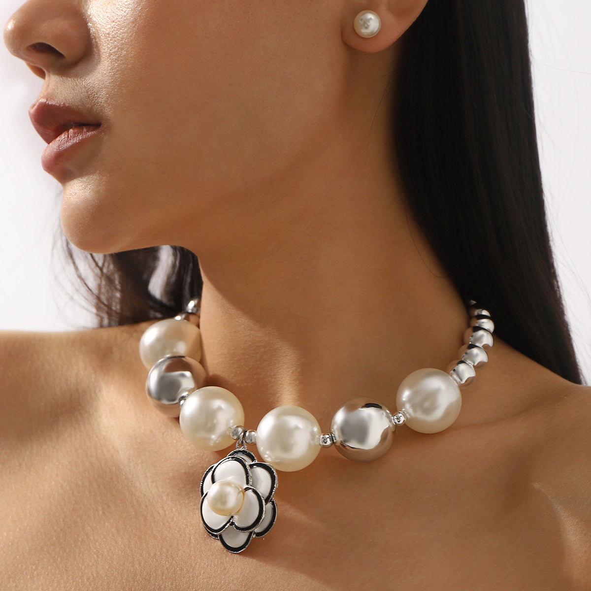 Elegant Camellia-Shaped Choker Jewelry Set with Rhinestone Inlay and Enamel Finish for Women