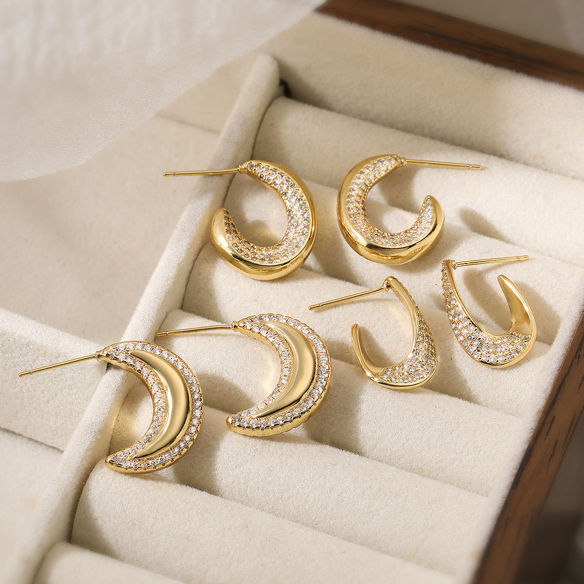 Geometric Earrings for Women with Copper Base Plated in 18K Gold and Micro-Paved Zirconia, Fashion-Forward Minimalist Design