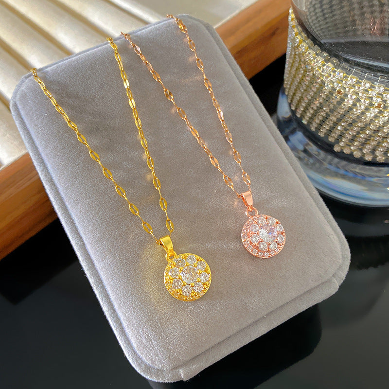 Sweet Sporty Rotatable Cubic Zirconia Floral Titanium Steel Necklace for Women