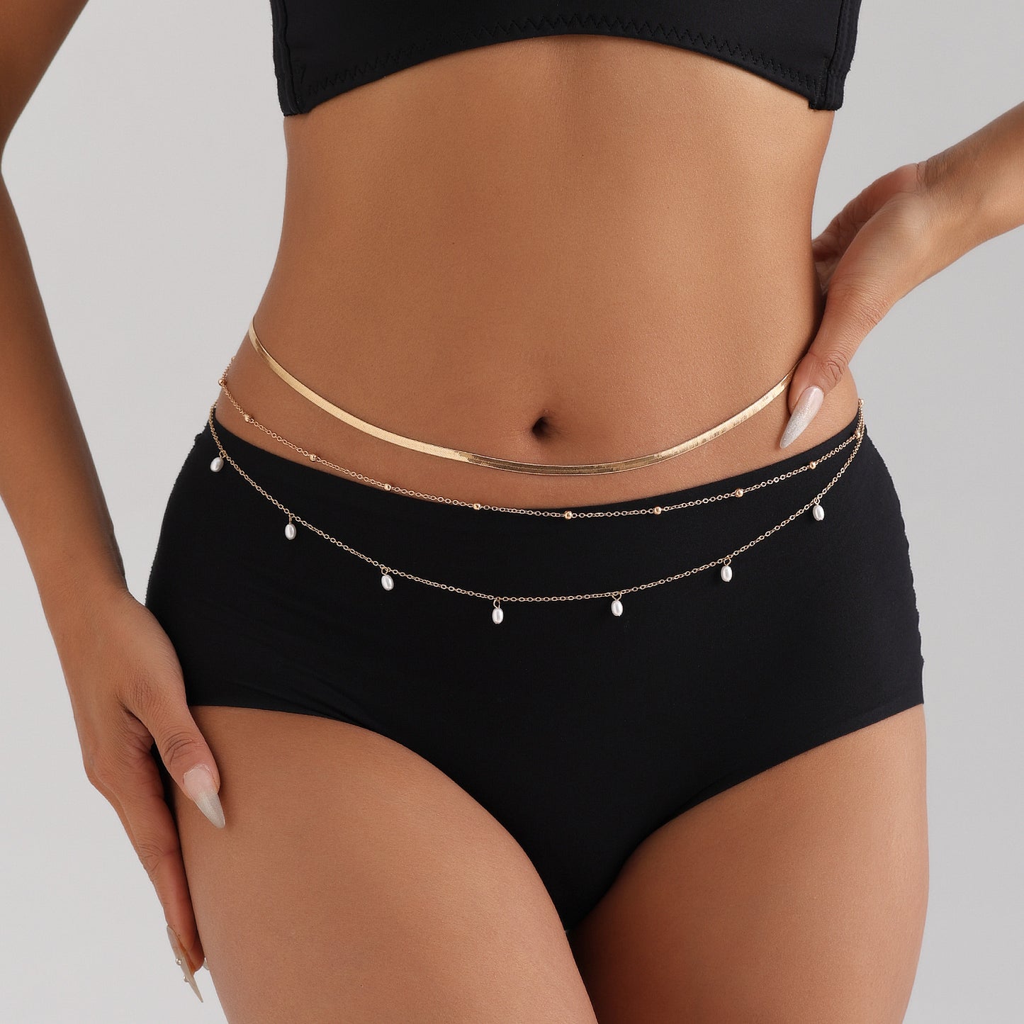 Catena in Vita a Strati Stile Punk da Donna con Catene Metalliche e Perle Sintetiche