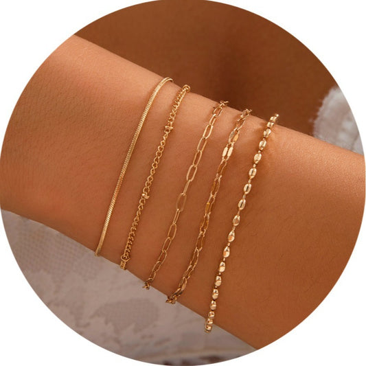 Bracciale Minimalista con Maglie Cubane Placcato Oro per Donne con Chiusura a Spillo