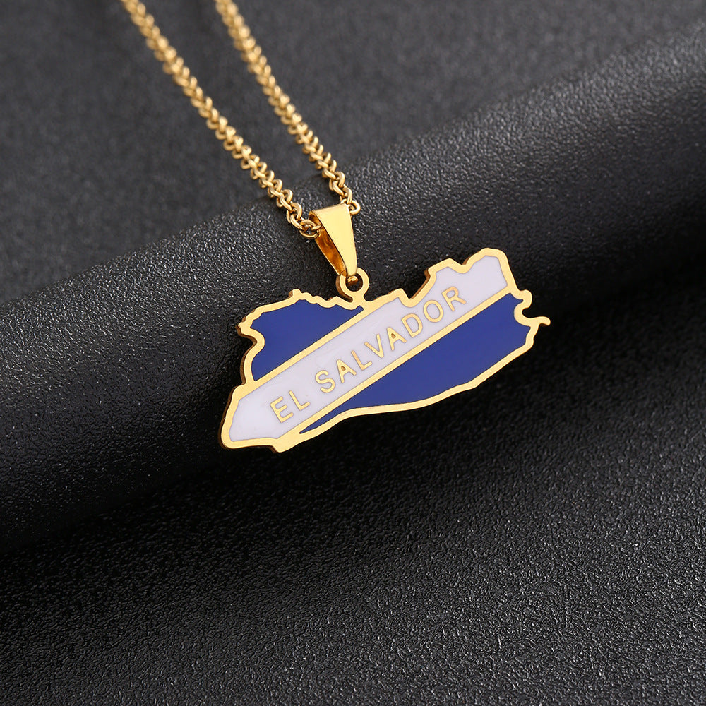 Collana Etnica Vintage con Pendente Geometrico in Acciaio al Titanio Smaltato e Catena a O Unisex