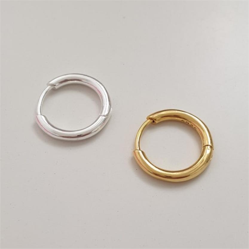 Orecchini a cerchio rotondi minimalisti da donna in argento sterling 925 placcato oro