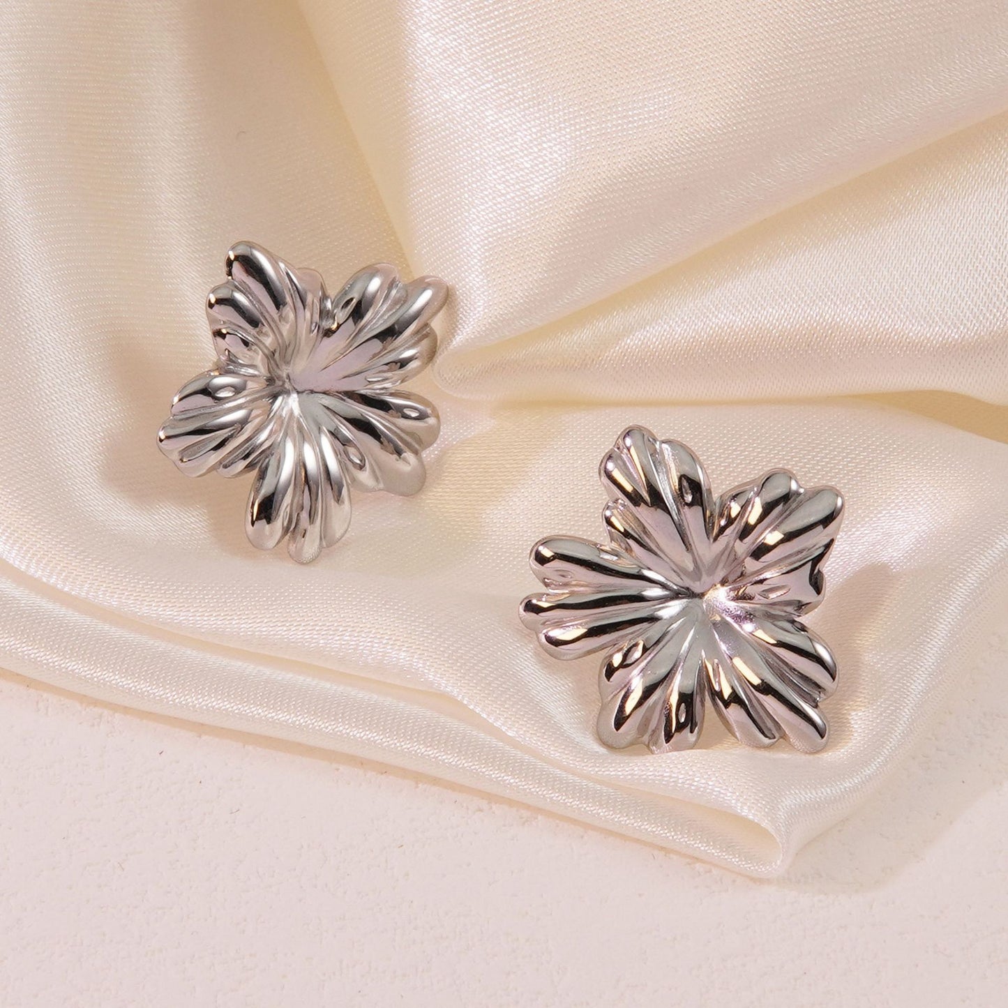Elegant Business Floral Stamping Stainless Steel Stud Earrings for Women