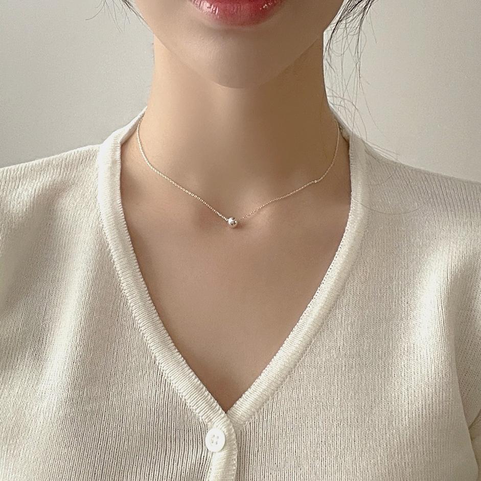 Minimalist Round Bead Pendant Necklace in 925 Sterling Silver with Polished Finish