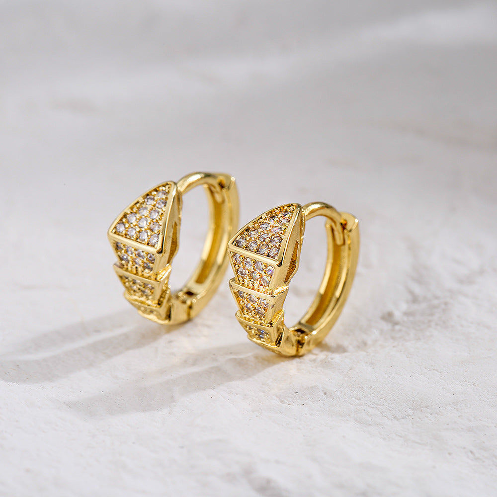 Orecchini a cerchio minimalisti in rame a forma di serpente con placcatura in oro 18K e intarsio di zirconi per donna