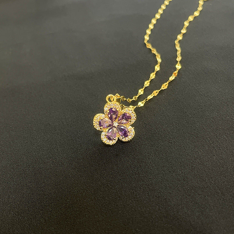 Minimalist Daisy Pendant Necklace for Women Titanium Steel Five-Petal Flower Design with Micro-Pave Rhinestone Accents