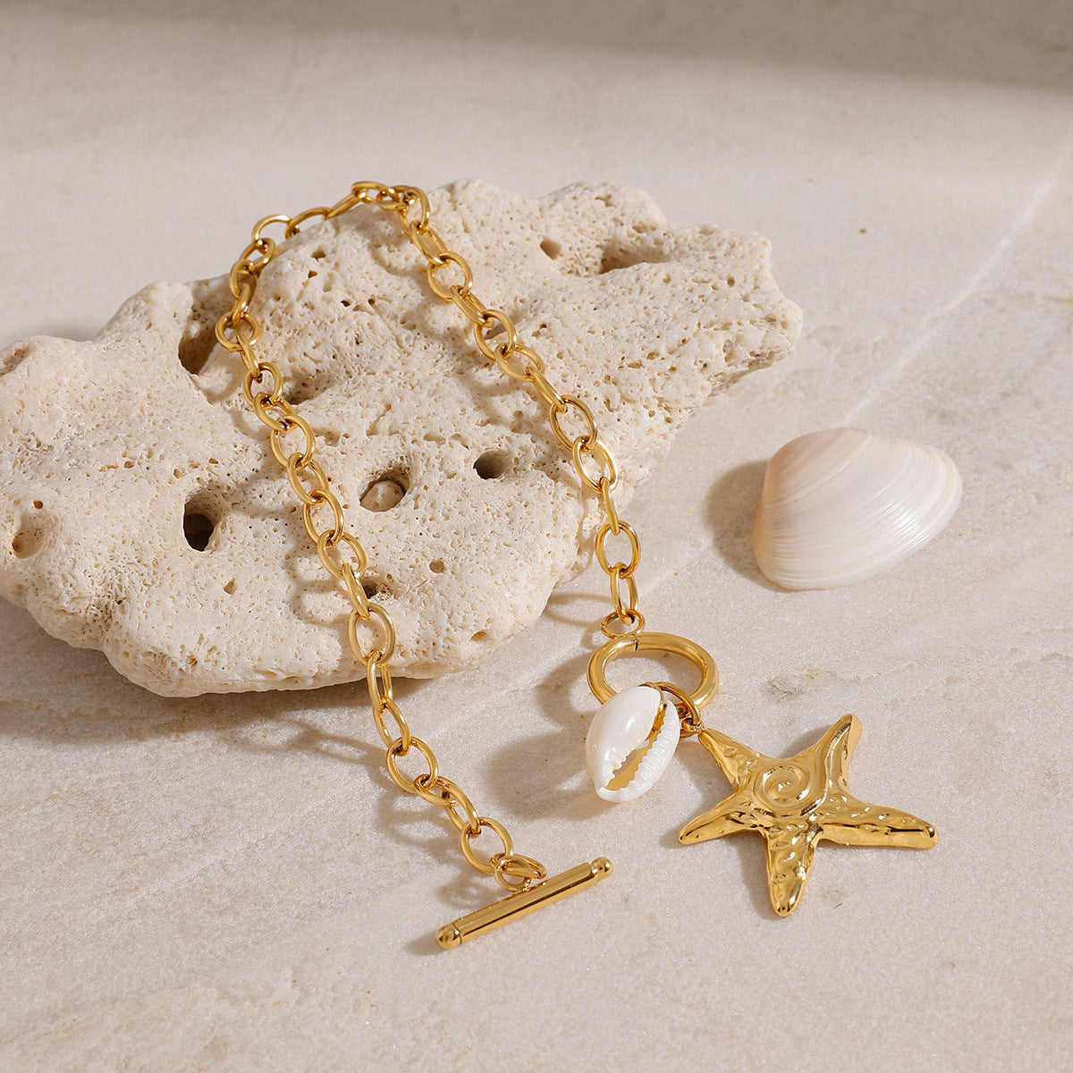 Luxury Casual Stainless Steel and Titanium Steel Bracelet with Marine Life Pattern for Women