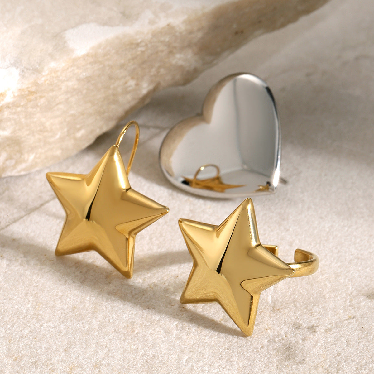 Anello aperto a cuore e stella bicolore oro e argento con design unico in stile Ins, placcato in oro 18 carati in acciaio inossidabile