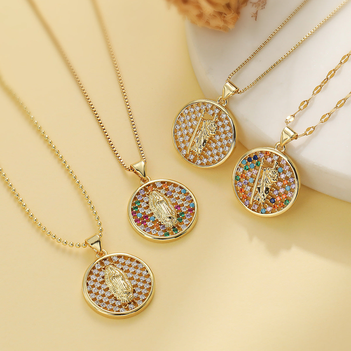 Minimalist Geometric Maria Pendant Necklace for Women with Copper Base Plated in 18K Gold and Zircon Inlay