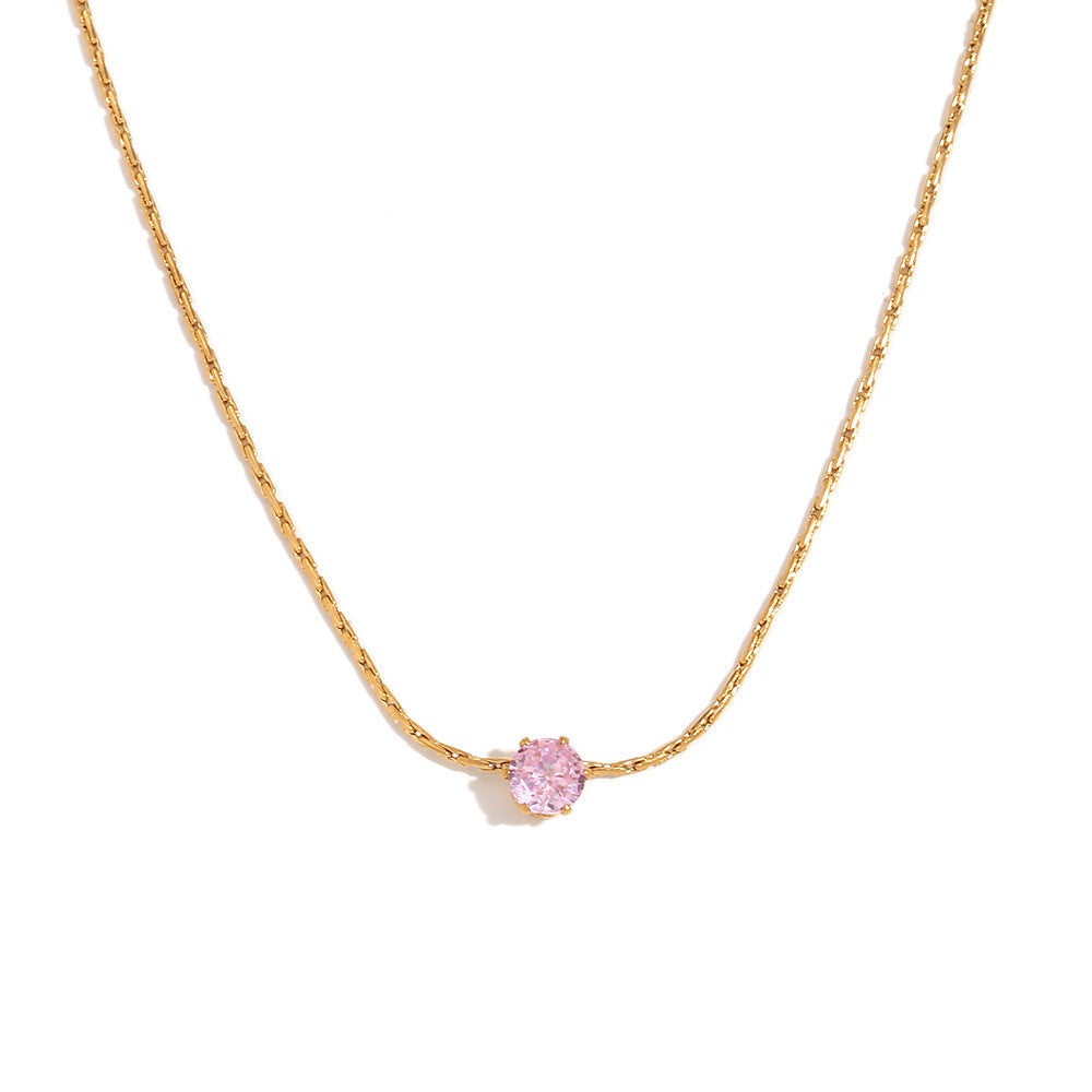 Collana con Pendente Geometrico Minimalista da Donna in Acciaio Inox con Placcatura in Oro 18K e Mini Zirconia su Catena Sottile Intrecciata