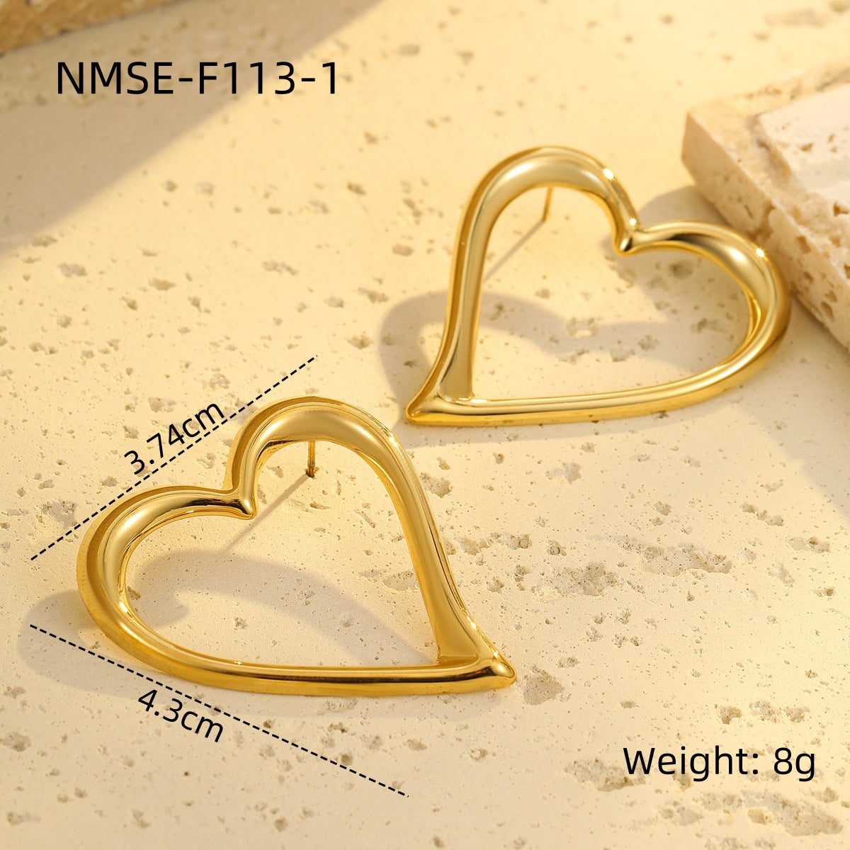 Aretes de acero inoxidable con forma de corazón a la moda con chapado en oro de 18 quilates para mujer