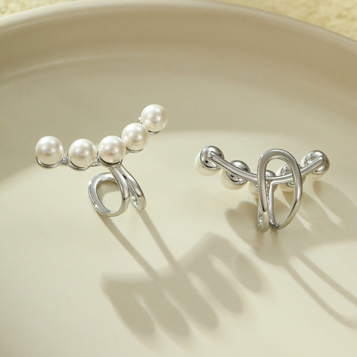 Minimalista Francese Vintage Perla Acciaio Inox Ear Cuff da Donna Senza Foro per Orecchio Elegante Gioiello Laterale