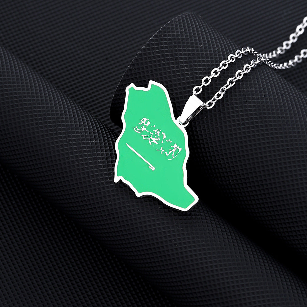 Collana con ciondolo geometrico in acciaio inossidabile con charm in acciaio al titanio e finitura placcata per moda unisex