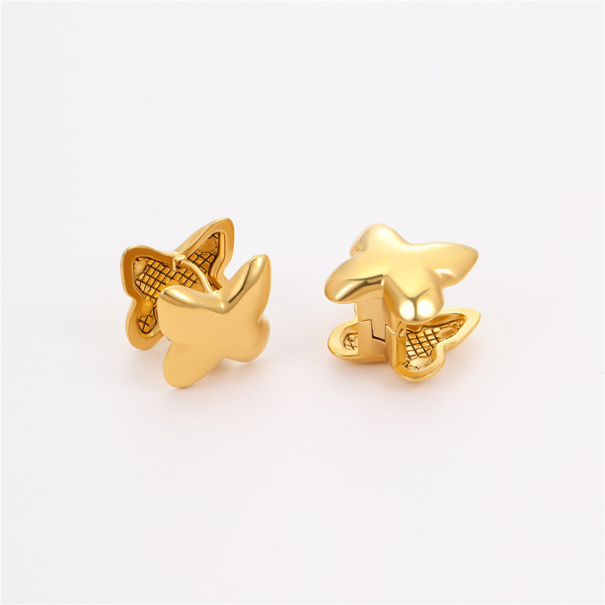 Pendientes de tuerca de acero inoxidable con forma de estrella de moda con acabado chapado para mujer
