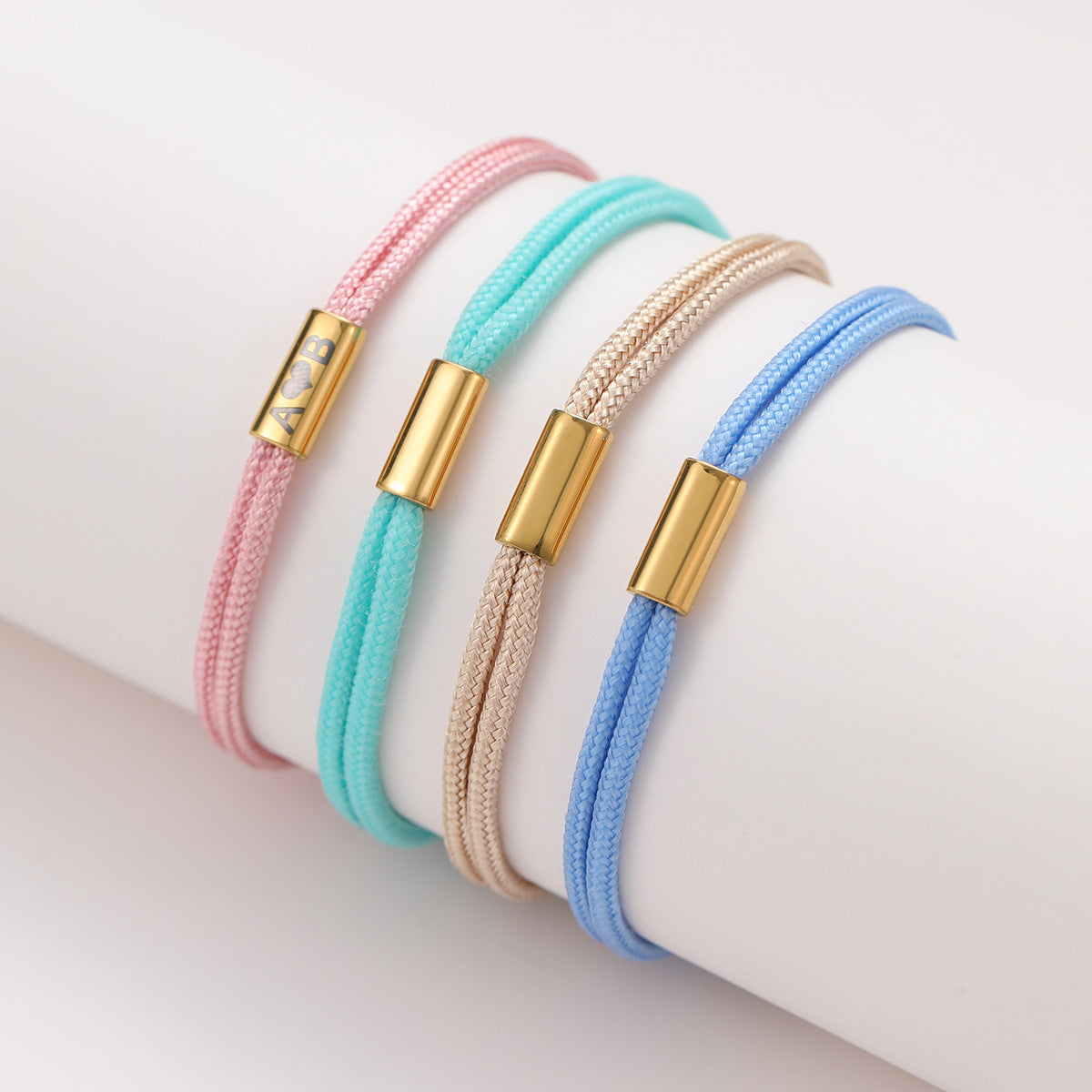 Pulsera de barra con colgante de girasol en forma de corazón de acero inoxidable chapado en oro de 18 quilates para mujer