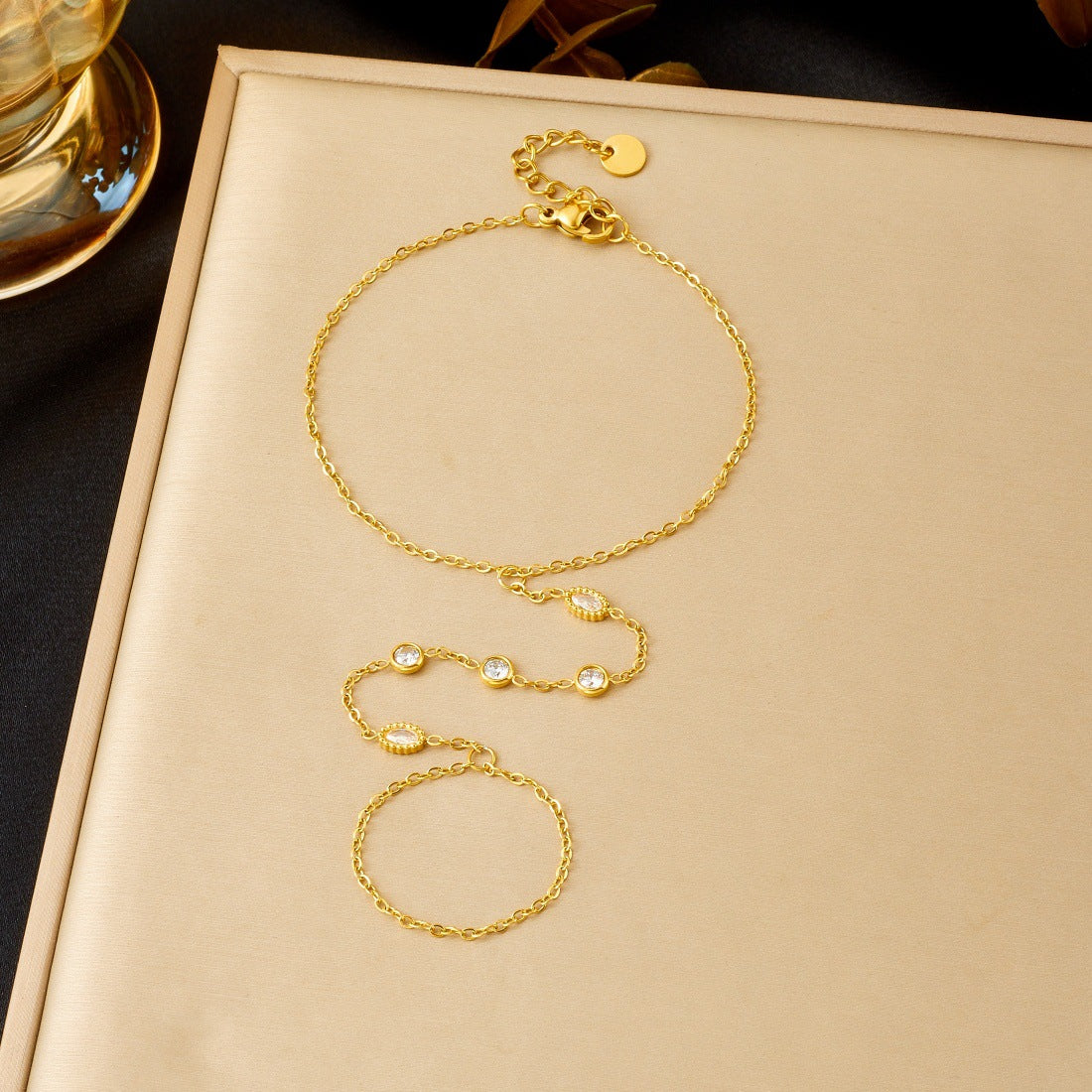 Minimalist Geometric Round Oval Rhinestone Inlay Plated Stainless Steel Hand Chain