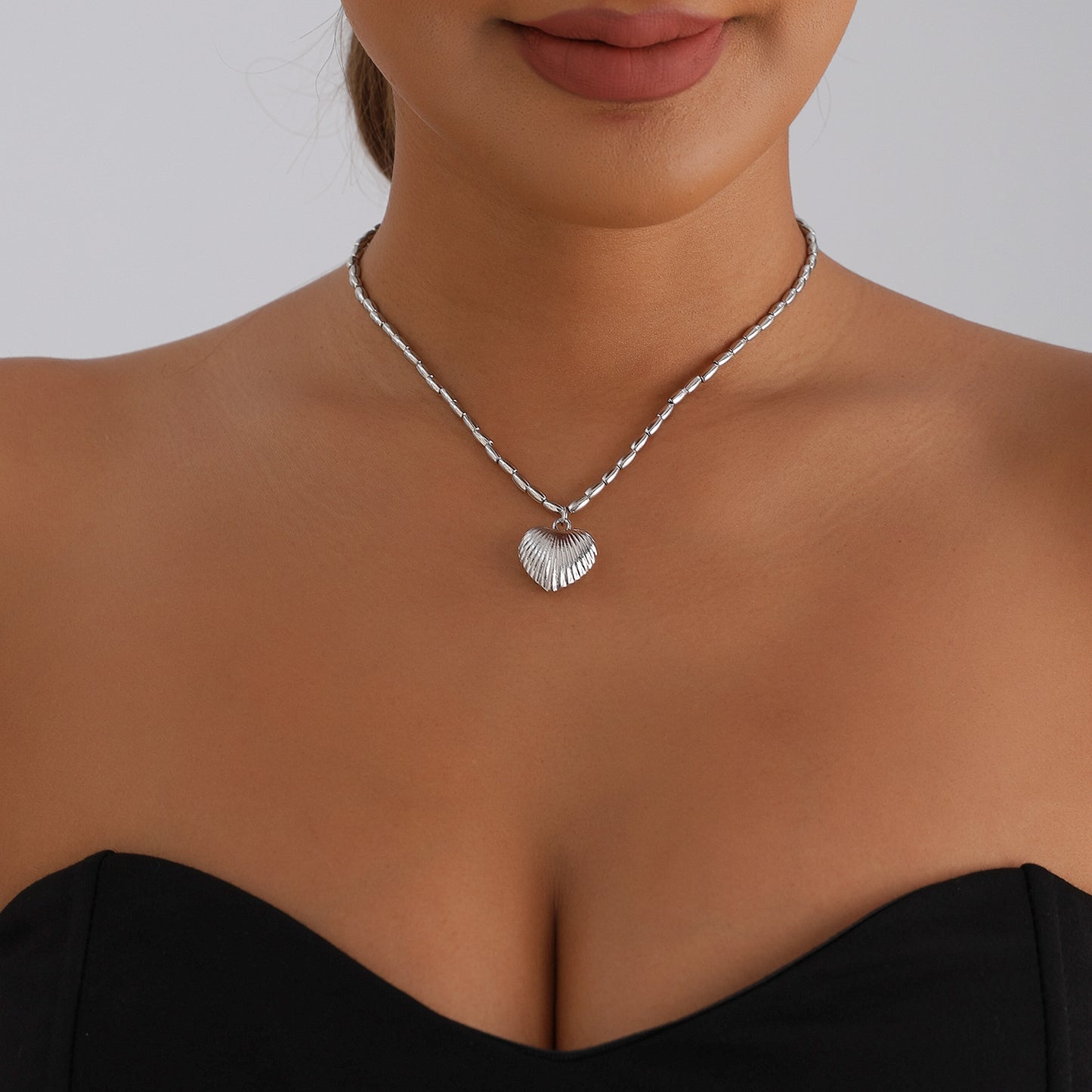 Luxury Heart Geometric Alloy Plated Necklace for Women