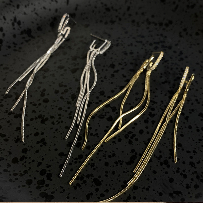 Aretes de borla de doble capa con diseño geométrico minimalista en cobre con incrustaciones de circonita para mujer