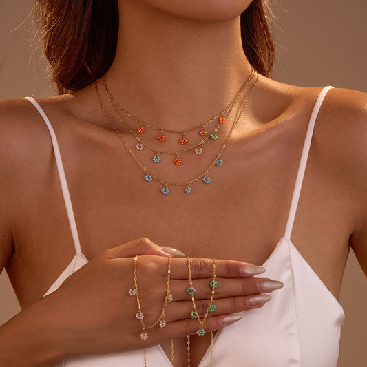 Set collana da donna con fiore di perline fatto a mano in stile bohémien, ciondolo in acciaio inossidabile con forma geometrica e finitura placcata, accessorio per vacanze estive al mare