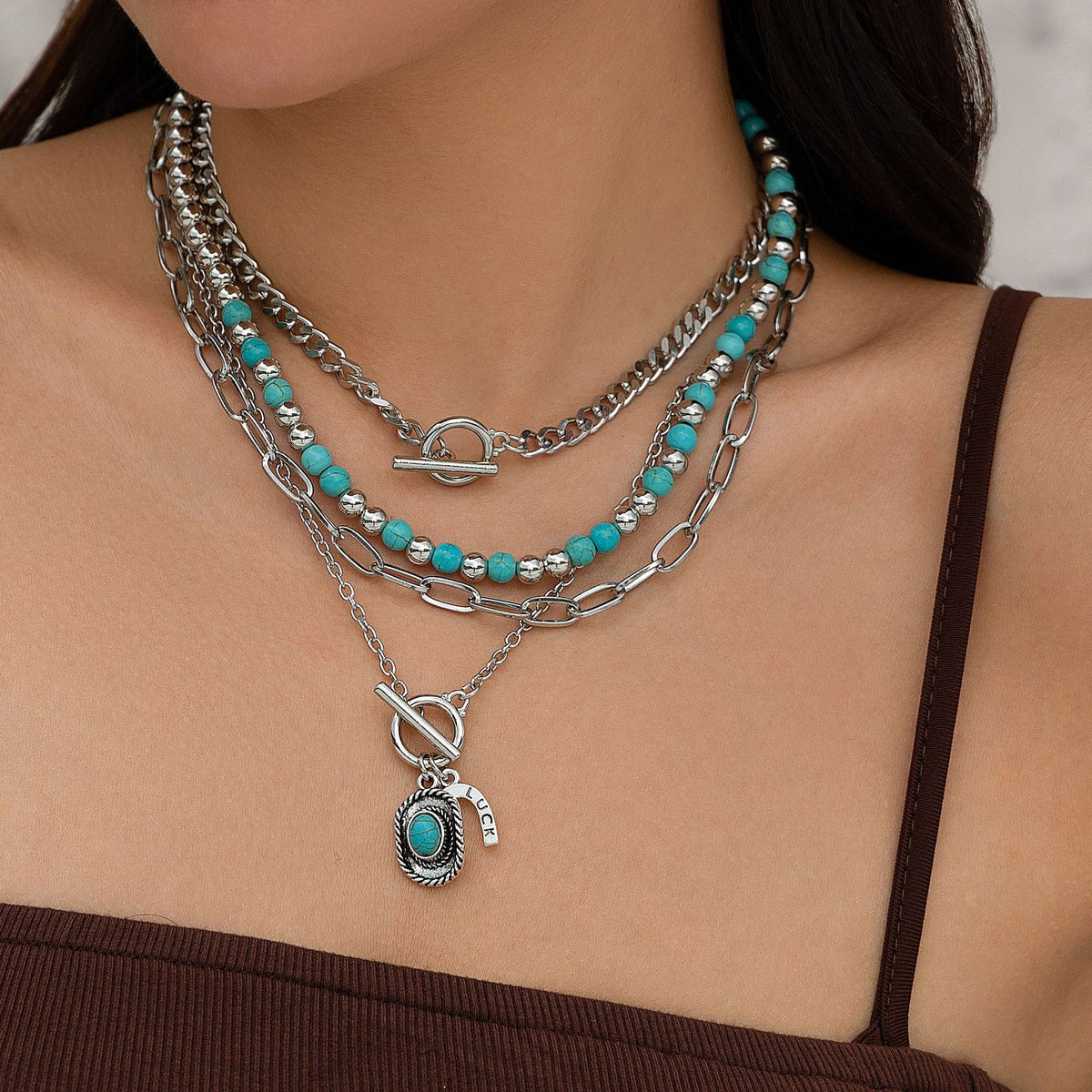 Elegant Gold Plated Geometric Star Pendant Alloy Necklace Set with Faux Turquoise Inlay for Women