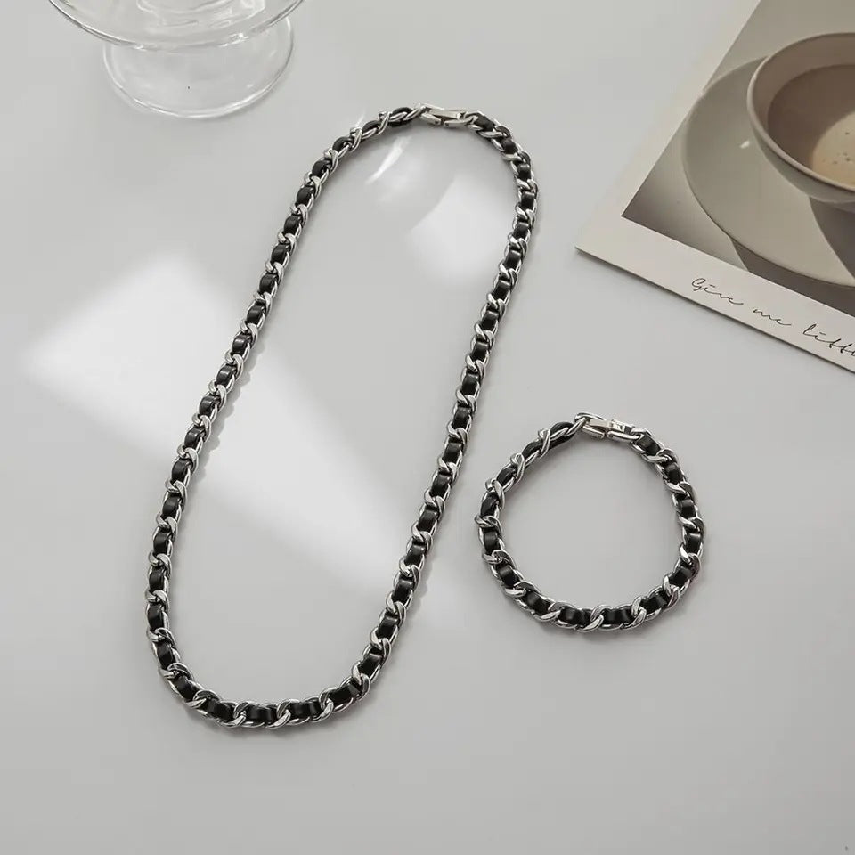 Minimalist U-Shaped Titanium Steel Polished Cuban Bracelet for Men and Women Unisex Fashion Accessory