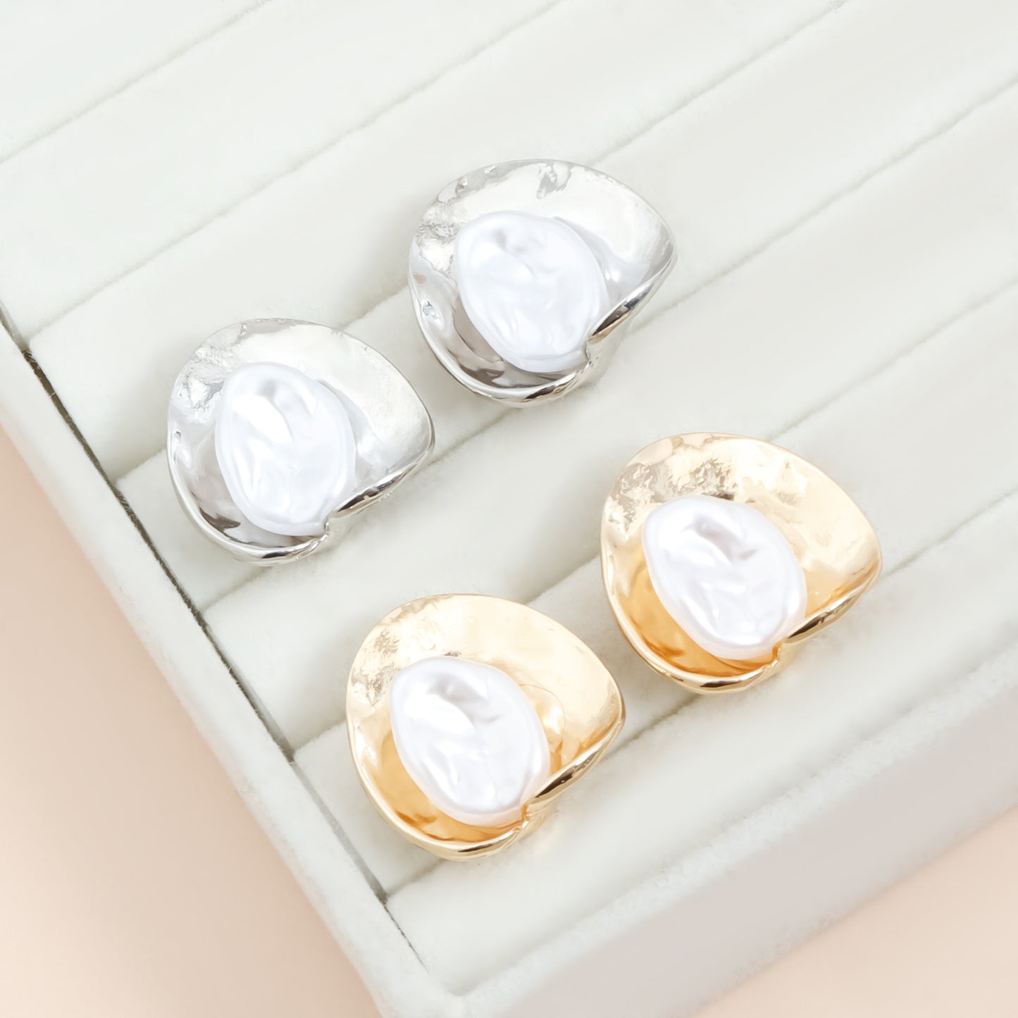 Vintage Geometric Oval Mother of Pearl Inlay Plated Zinc Alloy Earrings for Women