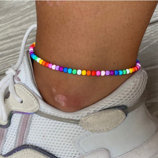 Minimalist Geometric Iridescent Beaded Anklet for Women