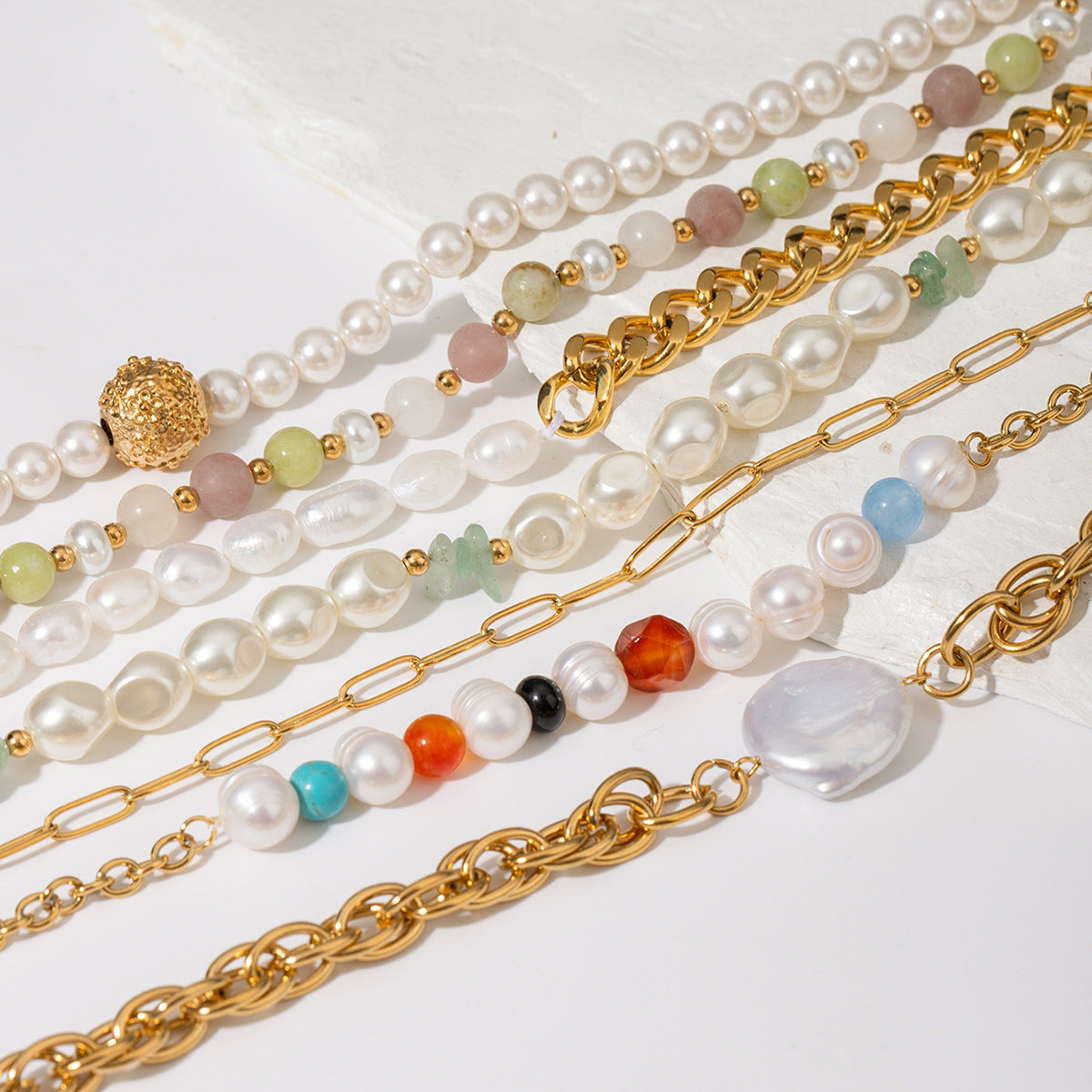 Sweet Geometric Round Stainless Steel Plated Pearl Necklace for Women