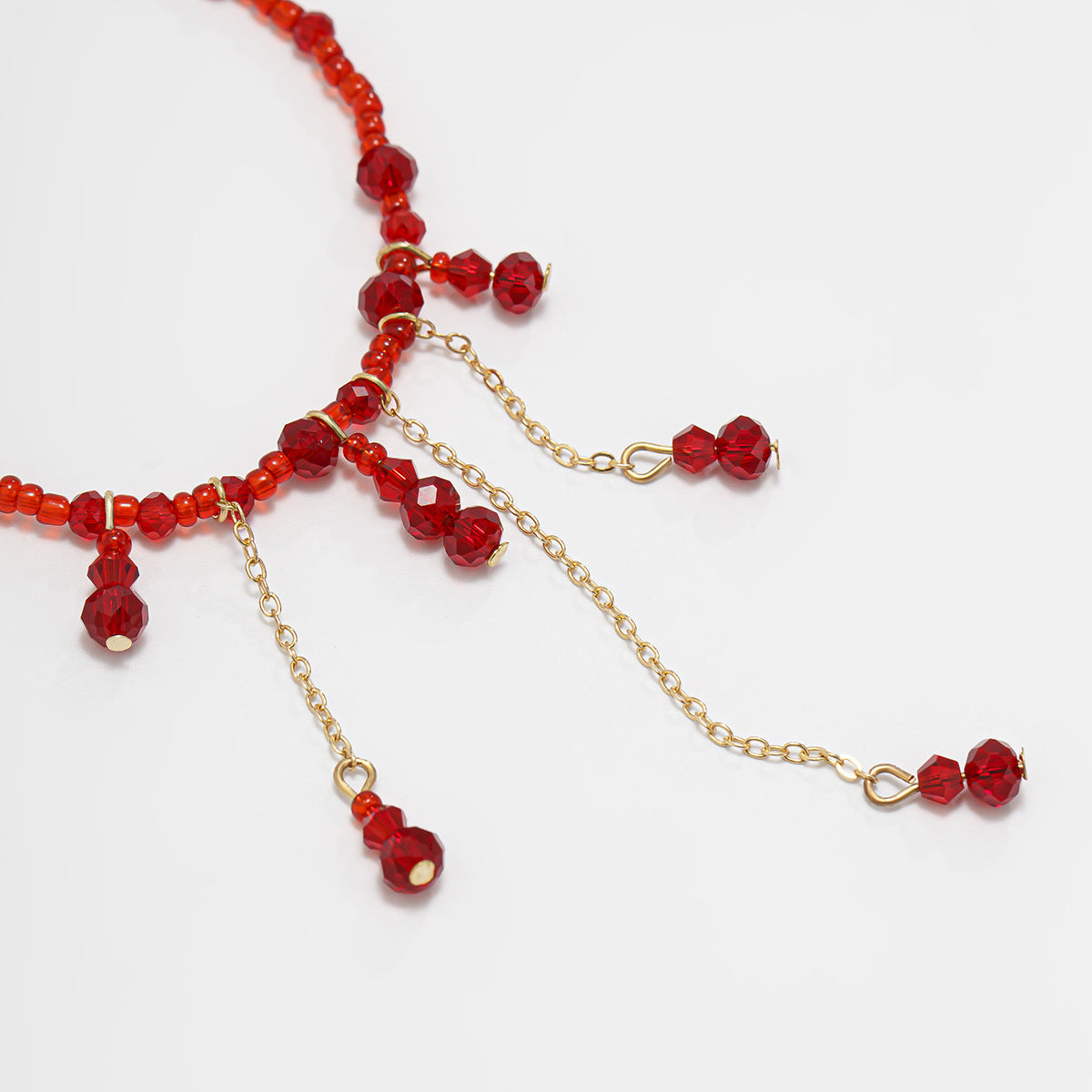 Gargantilla Temática de Halloween con Colgante de Cristal de Gota de Sangre, Diseño Geométrico, Detalles de Borlas y Cadena, Hecho a Mano para Mujer