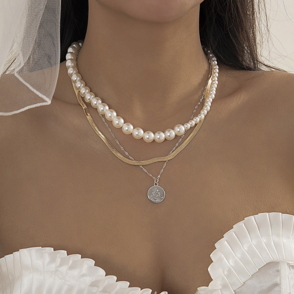 Sweet Plated Alloy Heart Star Round Faux Pearl Pendant Snake Chain Necklace for Women