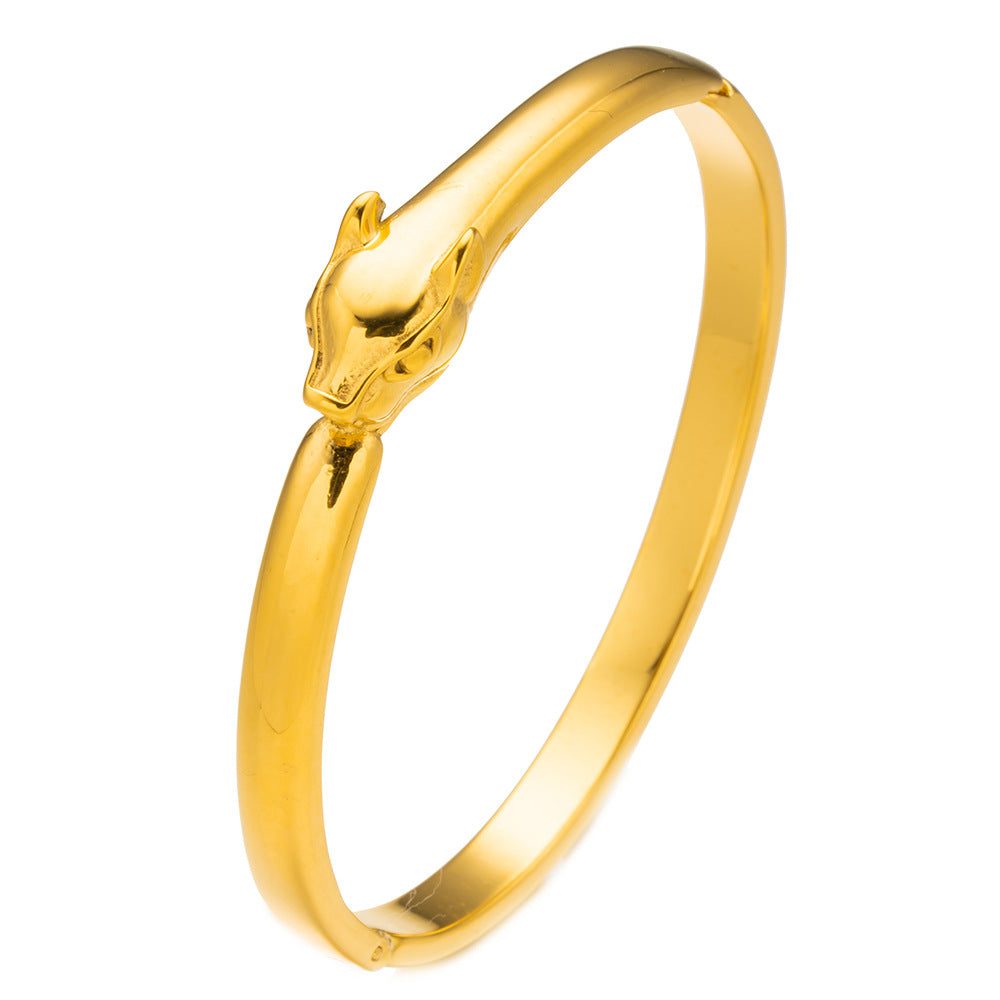 Minimalist Leopard-Shaped Zirconia Bracelet for Women in Stainless Steel with 18K Gold Plating and Hypoallergenic Vacuum Electroplating