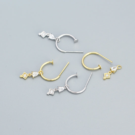 Orecchini pendenti da donna con nappine geometriche in argento sterling 925 e zirconia cubica