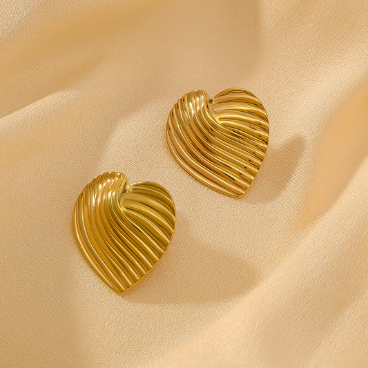 Minimalist Heart and Leaf Shaped Polished Stainless Steel Earrings for Women with Vacuum Plated 18K Gold Finish