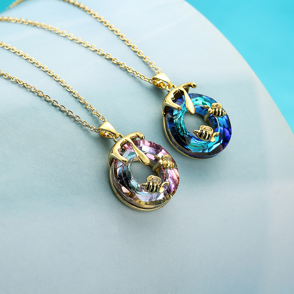 Collana Pendente Geometrica da Donna in Rame con Design Moderno Minimalista e Accento a Cerchio per lo Styling della Clavicola