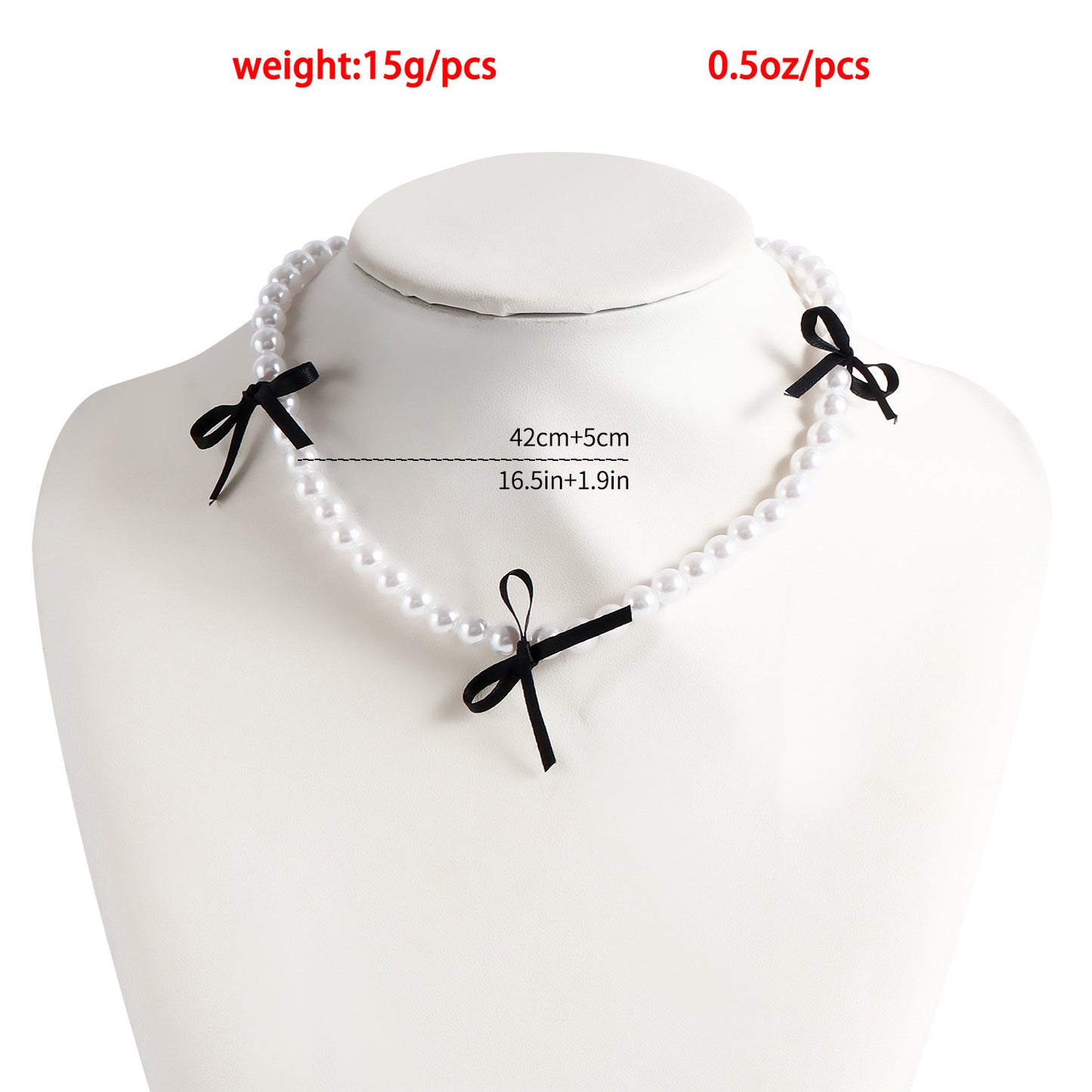 Collana pendente a farfalla minimalista con fiocco in metallo placcato con inserti di perle imitate per donna