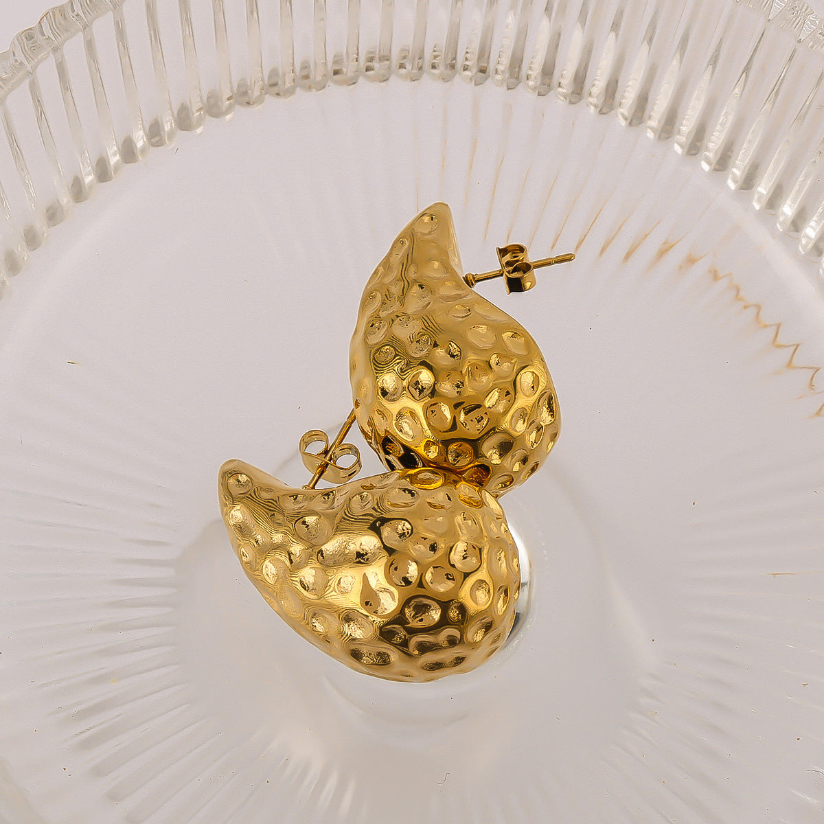 Vintage Stainless Steel Hammered Texture Hollow Drip-Shaped Earrings with 18K Gold Plating for Women
