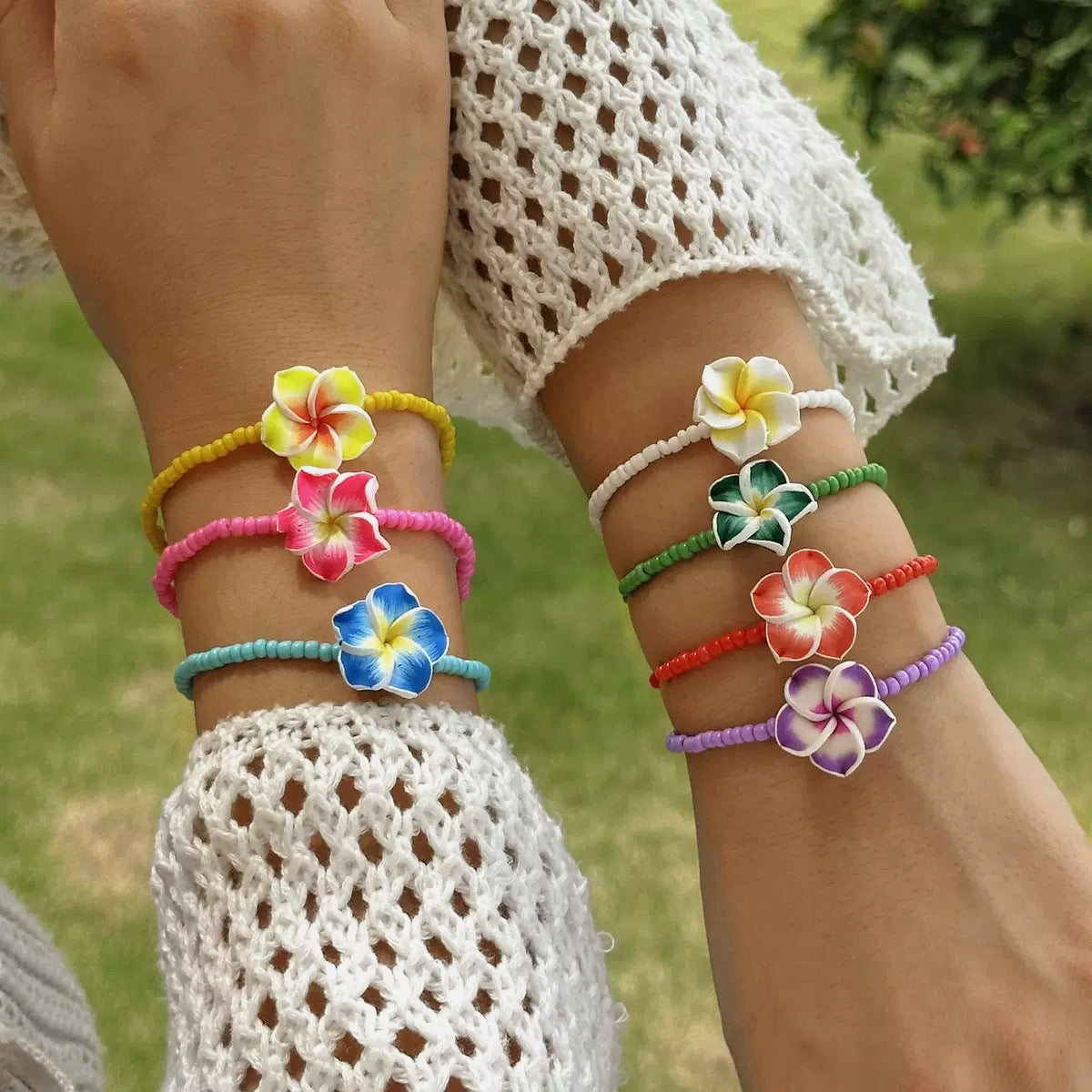 Bohemian Minimalist Gradient Floral Resin Beaded Bracelet