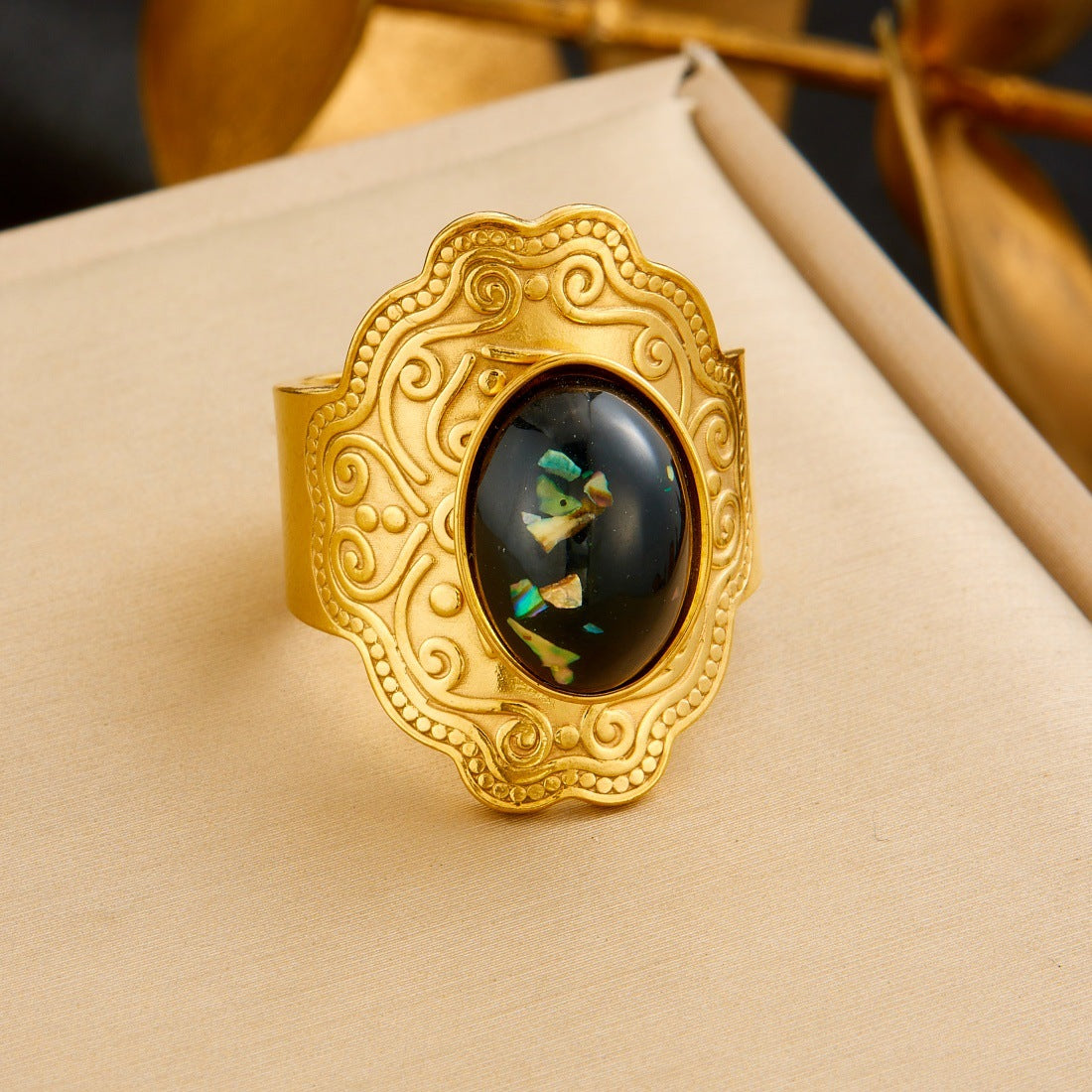 Vintage Gold Plated Geometric Oval Stainless Steel Ring with Pearl and Gemstone Inlay