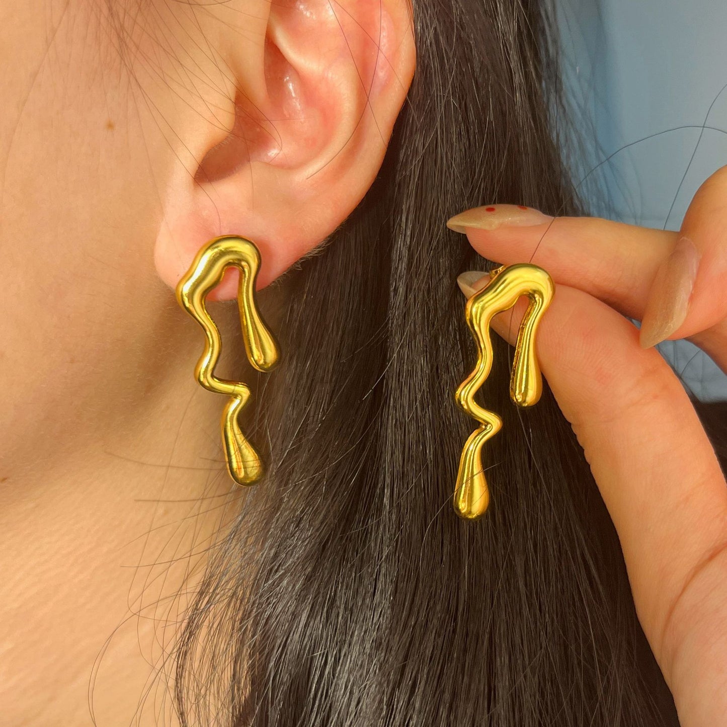 Orecchini da donna in acciaio inossidabile placcato con design a goccia geometrico minimalista
