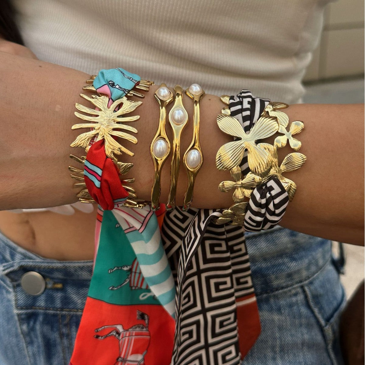 Minimalist Colorful Plated Stainless Steel Leaf Flower Heart Bracelet